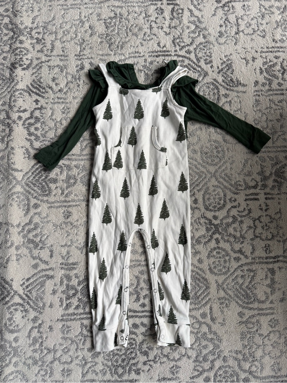 Kate Quinn Pine Tree Jumper Set - 2T